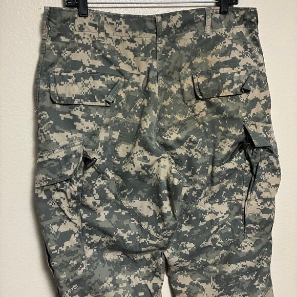US Army Digi Camo Cargo Pants Mens Size M (Long) - Picture 2 of 8